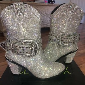 Sheriff diamond boots limited edition dolls kill